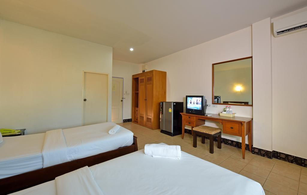 Krabi Grand Place Hotel Buitenkant foto