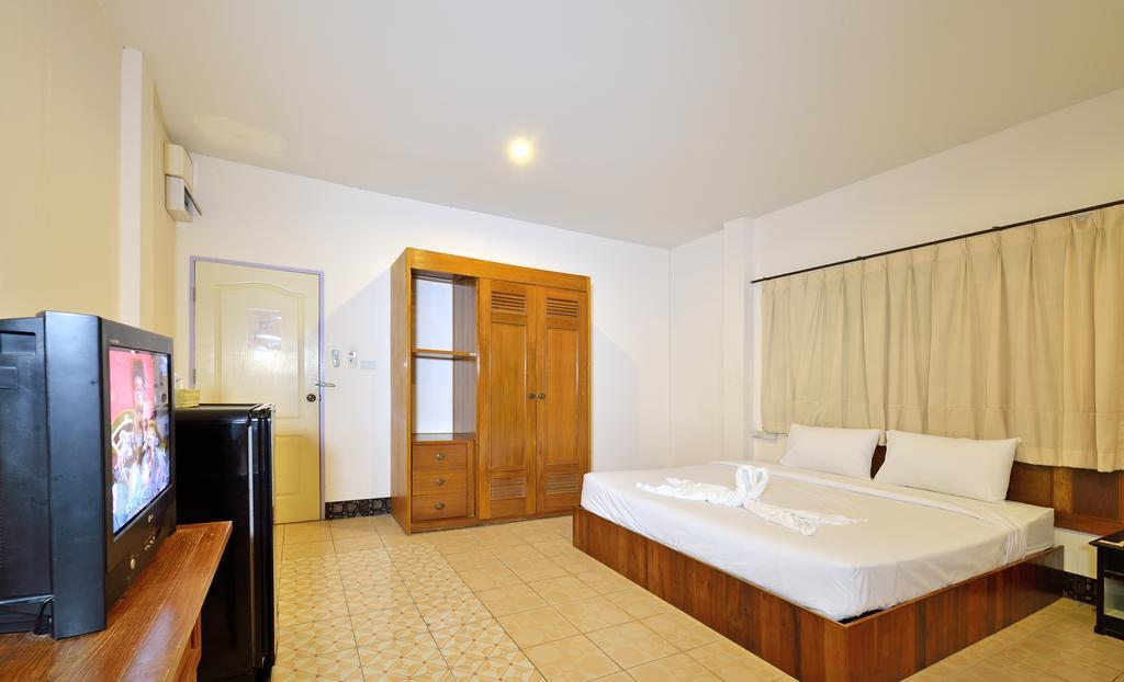 Krabi Grand Place Hotel Buitenkant foto